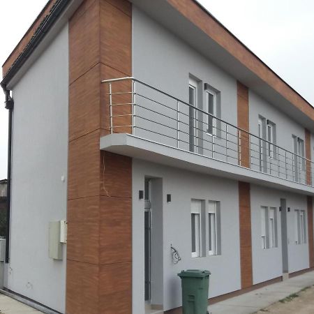 Villa Anela Novi Sad Exterior foto